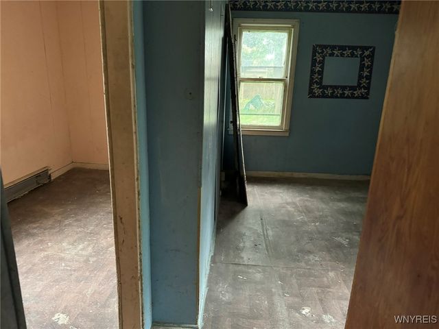 1867 Pierce Avenue, Niagara Falls, NY 14301