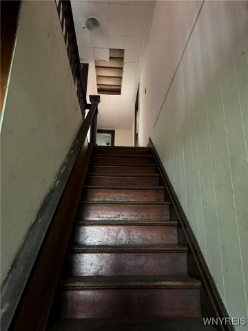 1867 Pierce Avenue, Niagara Falls, NY 14301