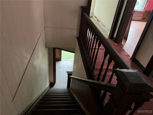 1867 Pierce Avenue, Niagara Falls, NY 14301