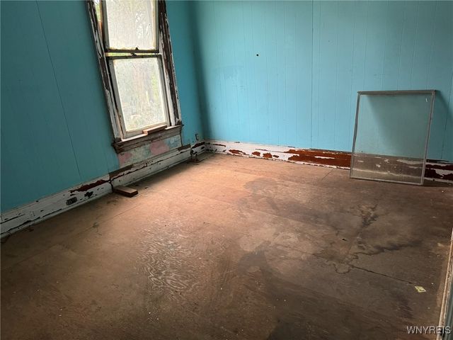 1867 Pierce Avenue, Niagara Falls, NY 14301