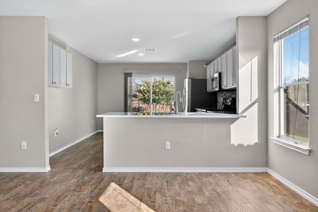 5900 Los Dios PL, Del Valle, TX 78617