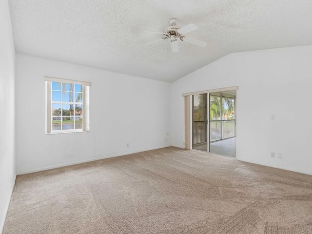 14383 Via Royal 3, Delray Beach, FL 33446