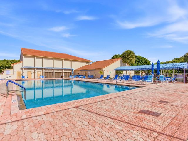 14383 Via Royal 3, Delray Beach, FL 33446