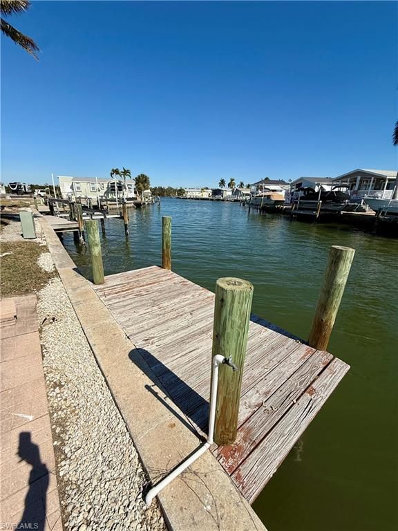 52 Doubloon WAY, Fort Myers Beach, FL 33931