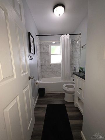 1215 Ridlen Avenue, Cincinnati, OH 45205