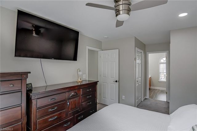 929 Big Creek Court, High Point, NC 27265