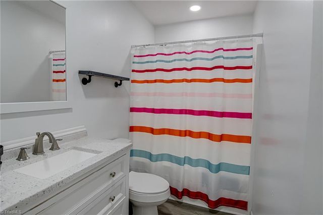 929 Big Creek Court, High Point, NC 27265