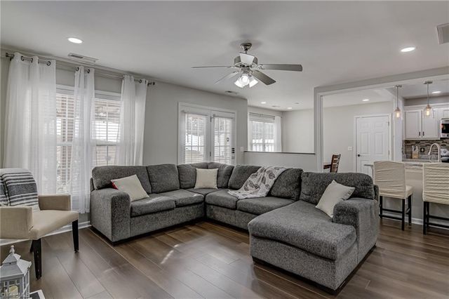 929 Big Creek Court, High Point, NC 27265