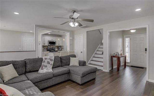 929 Big Creek Court, High Point, NC 27265