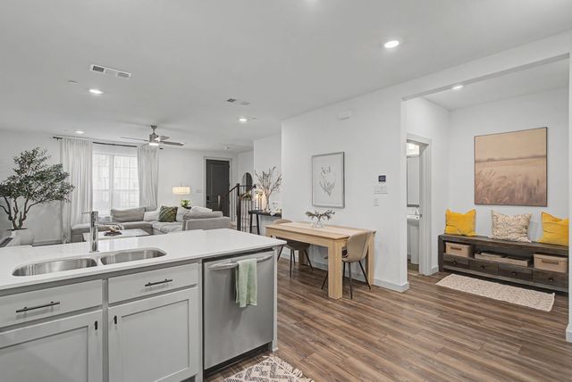 665 Vista Oaks Road, Lewisville, TX 75067