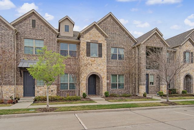 665 Vista Oaks Road, Lewisville, TX 75067