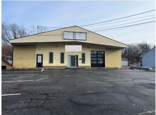 9120 Perry Hwy, Mccandless, PA 15237