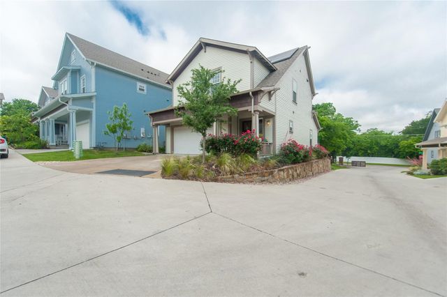 971 Bassett Place, Dallas, TX 75208