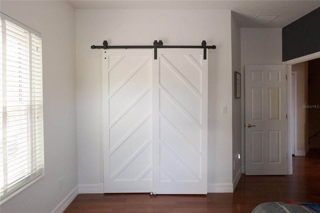 Image 22 of property listing at 8445 SHADY GLEN DRIVE, Orlando, FL 32819