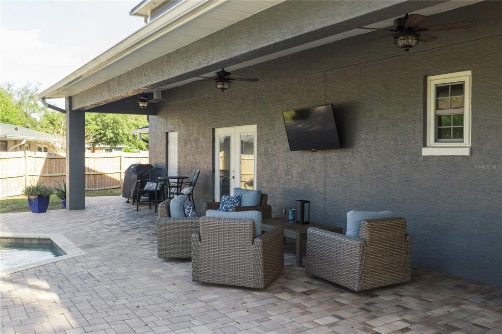 Image 25 of property listing at 8445 SHADY GLEN DRIVE, Orlando, FL 32819