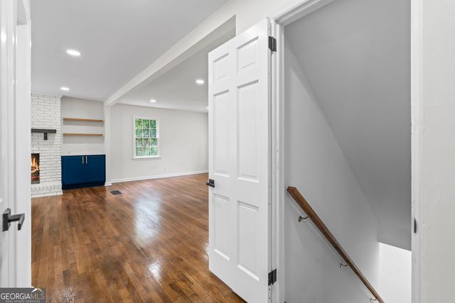 1344 Oakcrest Drive SW, Atlanta, GA 30311