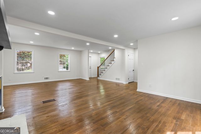 1344 Oakcrest Drive SW, Atlanta, GA 30311