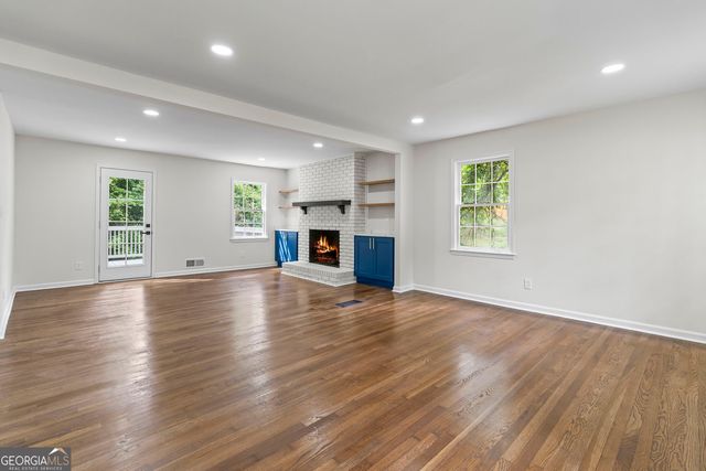 1344 Oakcrest Drive SW, Atlanta, GA 30311
