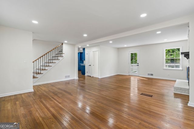 1344 Oakcrest Drive SW, Atlanta, GA 30311