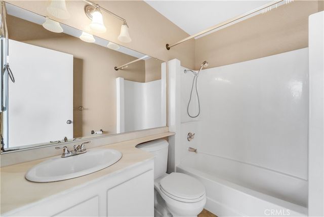 2750 Via Hacienda 95, Fullerton, CA 92835