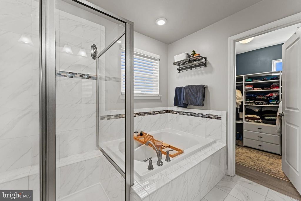 Image 19 of property listing at 8802 BANCROFT DR, Waldorf, MD 20603