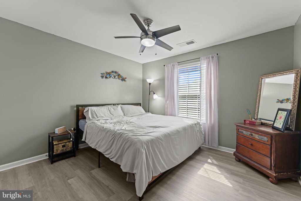 Image 23 of property listing at 8802 BANCROFT DR, Waldorf, MD 20603