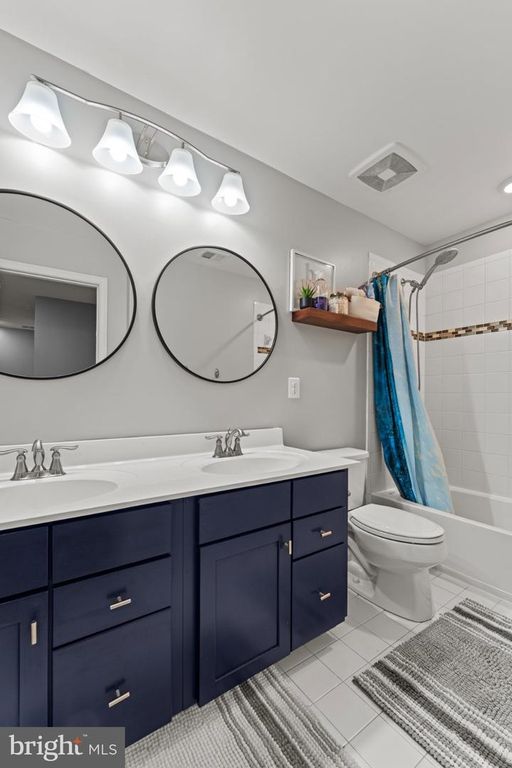 Image 24 of property listing at 8802 BANCROFT DR, Waldorf, MD 20603