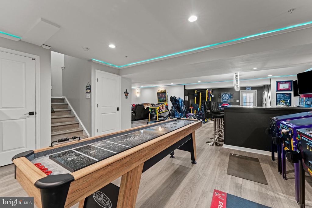 Image 29 of property listing at 8802 BANCROFT DR, Waldorf, MD 20603