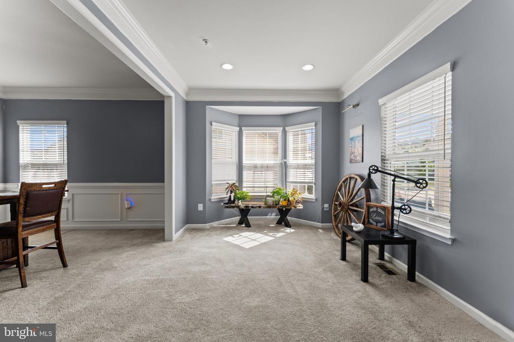 Image 5 of property listing at 8802 BANCROFT DR, Waldorf, MD 20603