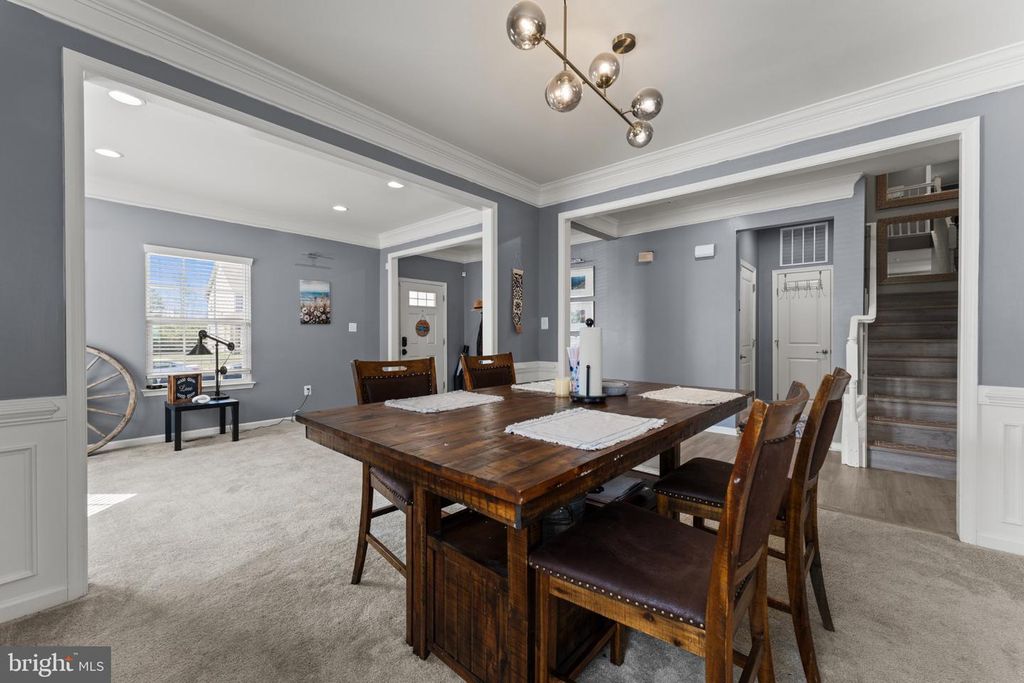 Image 8 of property listing at 8802 BANCROFT DR, Waldorf, MD 20603