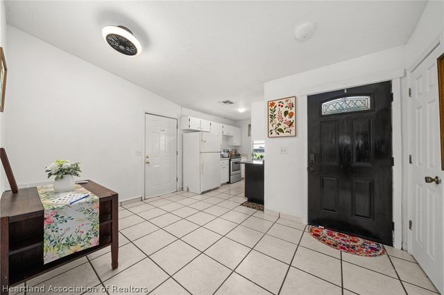 312 S Lotela Avenue, Avon Park, FL 33825