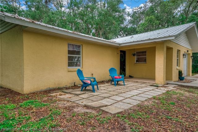 312 S Lotela Avenue, Avon Park, FL 33825
