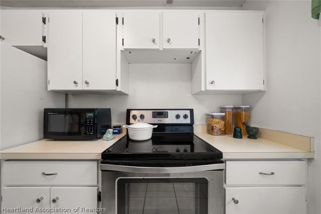 312 S Lotela Avenue, Avon Park, FL 33825