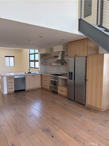 13045 Pacific, Los Angeles, CA 90094