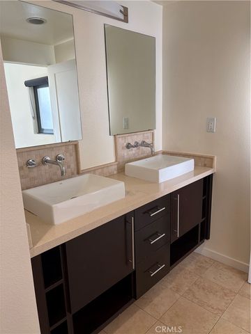 13045 Pacific, Los Angeles, CA 90094