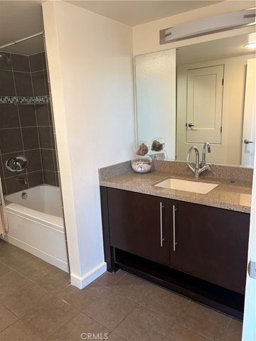 13045 Pacific, Los Angeles, CA 90094