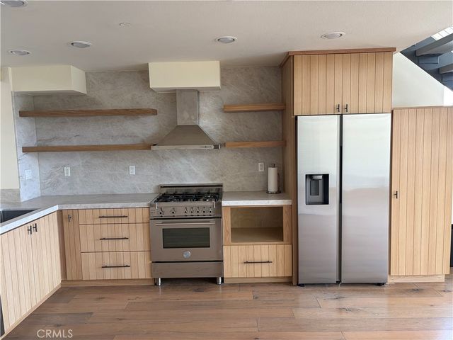 13045 Pacific, Los Angeles, CA 90094