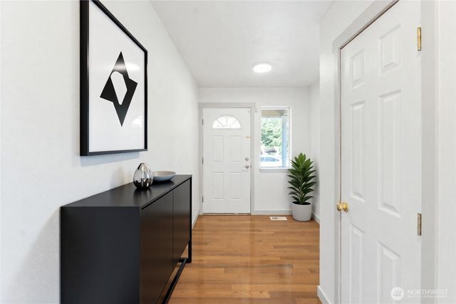 15409 51st Place W, Edmonds, WA 98026