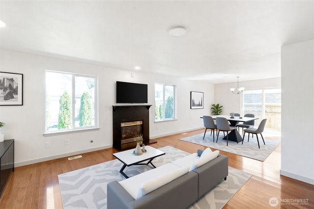 15409 51st Place W, Edmonds, WA 98026