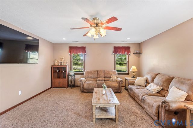 3411 Spring Run Rd, Mechanicsville, VA 23111