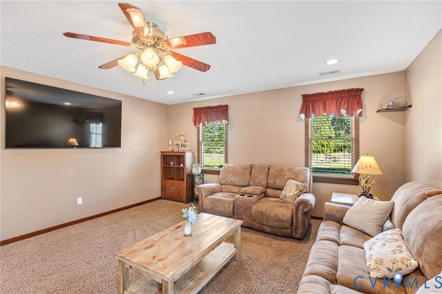 3411 Spring Run Rd, Mechanicsville, VA 23111