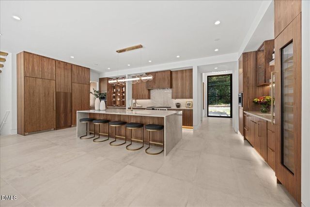 5301 Inglewood Lane, Raleigh, NC 27609