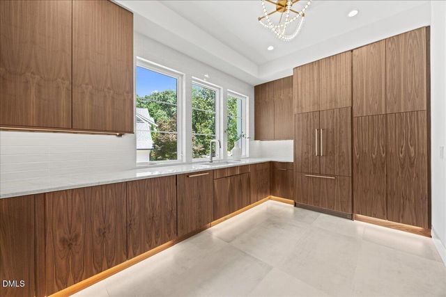 5301 Inglewood Lane, Raleigh, NC 27609