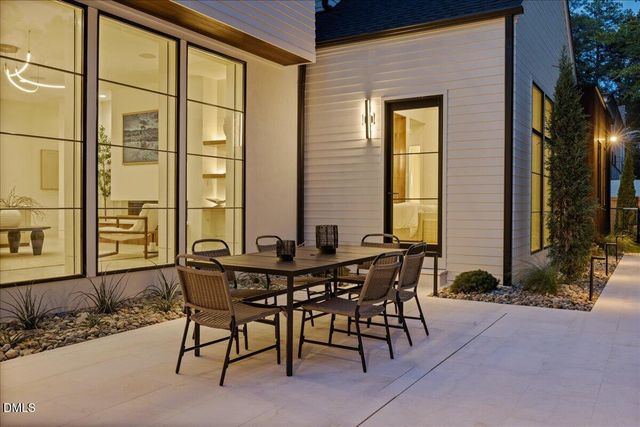 5301 Inglewood Lane, Raleigh, NC 27609