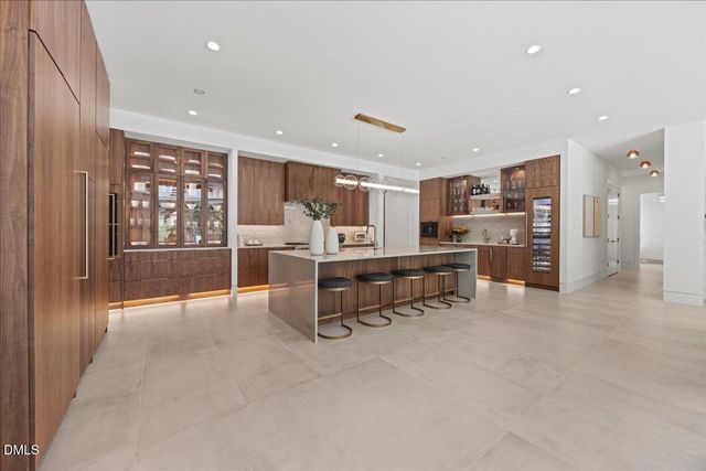 5301 Inglewood Lane, Raleigh, NC 27609