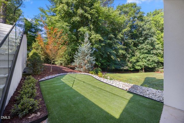 5301 Inglewood Lane, Raleigh, NC 27609
