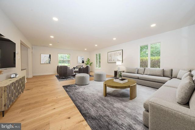 4103 LAUREL DR, Lafayette Hill, PA 19444