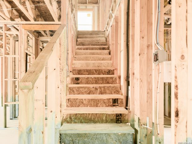 125 Yale St, Seguin, TX 78155