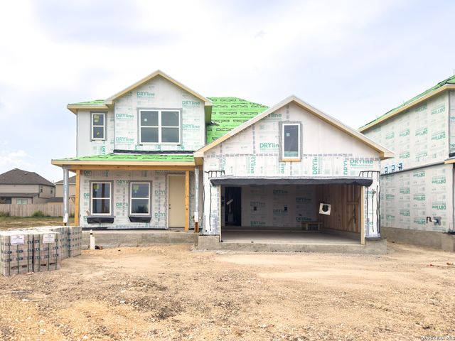 125 Yale St, Seguin, TX 78155