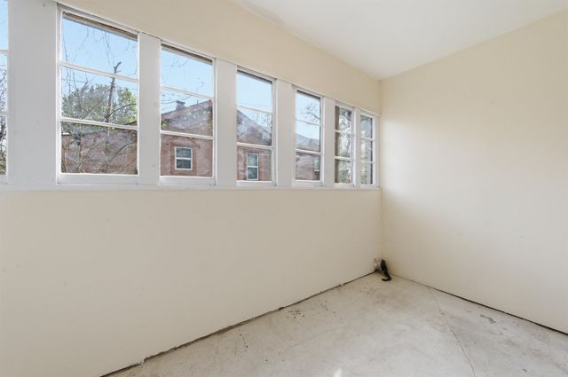 1016 S Wichita St, Wichita, KS 67213